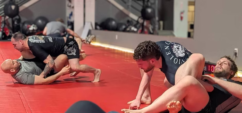Adults No-Gi Brazilian Jiu Jitsu grappling at Silverback Training Facility